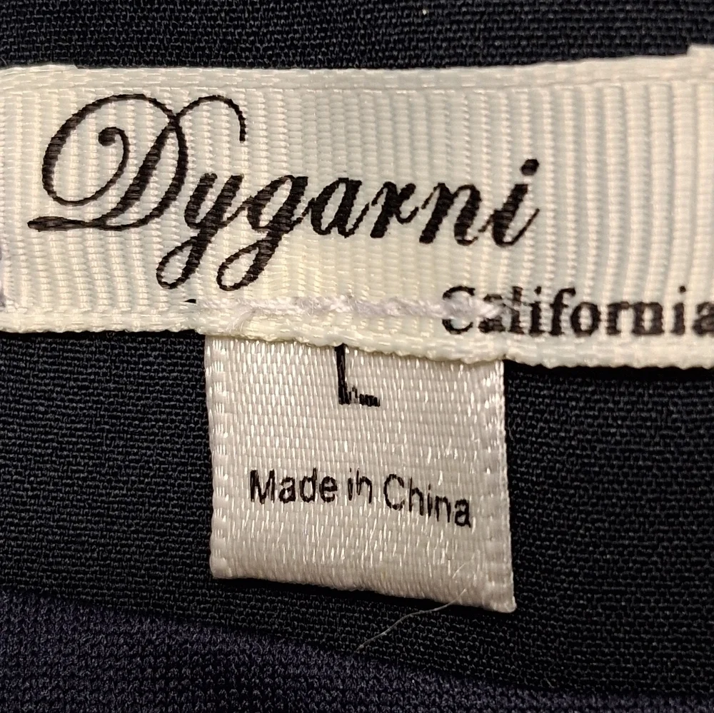 NWOT Dygarni Royal Blue Embroidered Dressy Shorts Size L